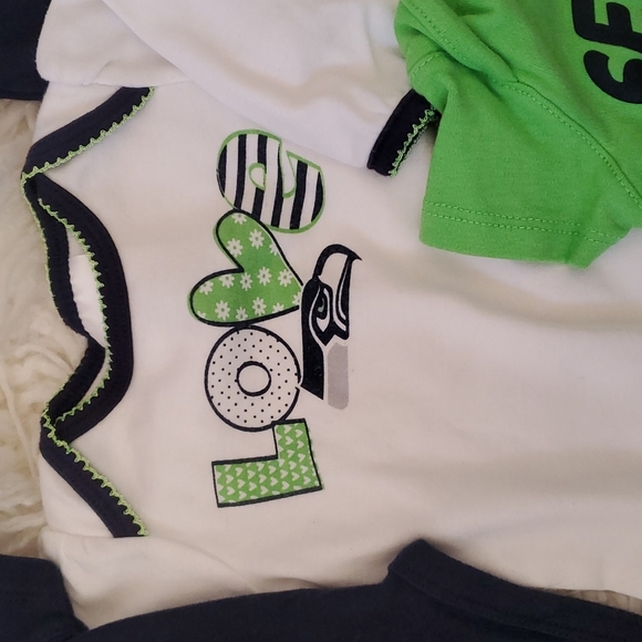 Seahawks Baby Onesie Bundle - 0-3M (EUC) - Picture 4 of 8